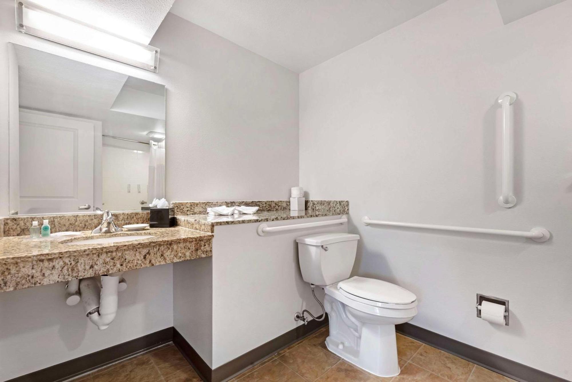 Mainstay Suites St Louis - Galleria Richmond Heights Exterior foto